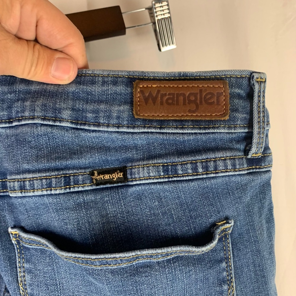 Wrangler Jeans Womens 18x30‎ Blue High Rise True Straight Stretch Medium Wash - Picture 7 of 11